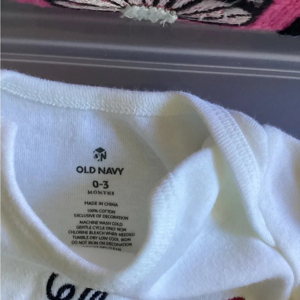 Halloween Onsies 0-3 Months Baby NWOT Old Navy